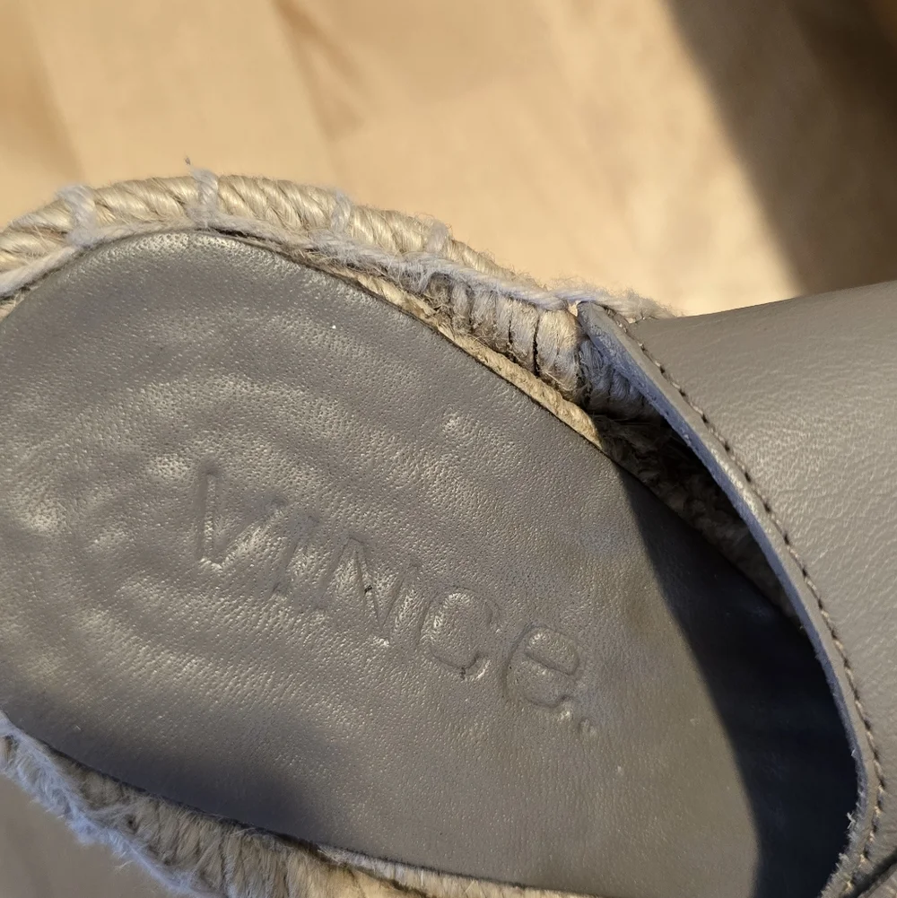 Vince Espadrille Wedges Grey Beige Size 8M